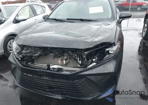 2025 Toyota Camry Le z USA, uszkodzony, nr VIN 4T1DBADK9SU016735